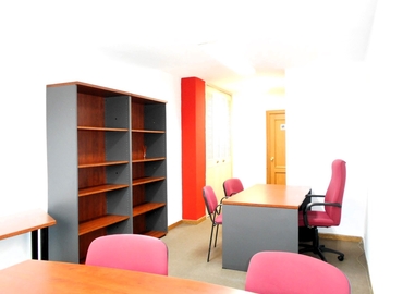 Office Calle Alférez Provisional 2 24001 Leon