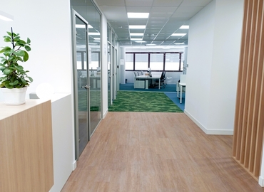 Observe oficinas de coworking en Madrid Hortaleza 10 m², Calle de María Tubau 3 - 4 | MatchOffice.es