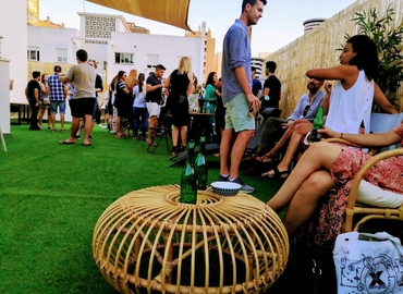 Reserve sala de reuniones en Málaga 200 m², Calle Puerto 14 - 10 | MatchOffice