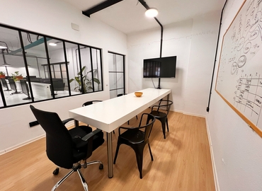 Centros de negocio en alquiler en Gràcia 360 m², Carrer de Roger de Flor 253 - 5 | MatchOffice.es