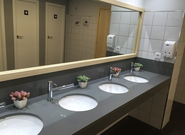 Alquile oficinas compartidas en València 47 m², Gran Via del Marqués del Túria - 12 | MatchOffice.es