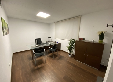 Explore oficinas compartidas en València 47 m², Gran Via del Marqués del Túria - 13 | MatchOffice