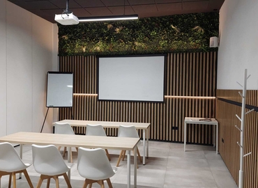 Alquile sala de juntas en Málaga 1500 m², Calle Álamos 7 - 4 | MatchOffice