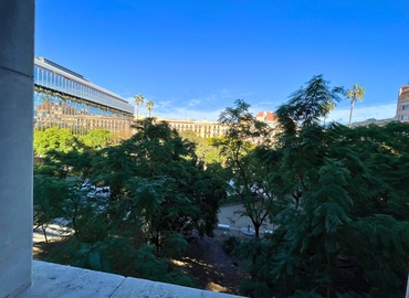 Explore oficinas compartidas en Eixample 40 m², Plaça del Doctor Letamendi 7 - 3 | MatchOffice.es