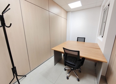 Oficina comercial en alquiler en Eixample 20 m², Carrer de Còrsega 199 - 4 | MatchOffice.es