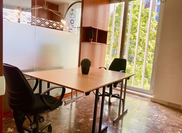 Oficina comercial disponible para alquilar en Eixample 20 m², Plaça del Doctor Letamendi 1 - 1 | MatchOffice.es
