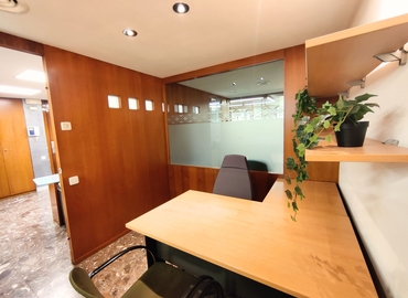 Coopere con nuestra oficina virtual en Eixample, Plaça del Doctor Letamendi 1 - 2 | MatchOffice.es