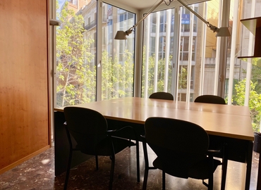 Alquile sala de reuniones en Eixample 30 m², Plaça del Doctor Letamendi 1 - 6 | MatchOffice.es