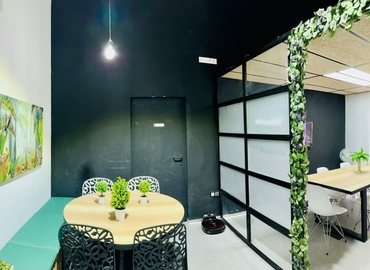 Alquile oficinas de coworking en València 30 m², Carrer de Zamora 2 - 2 | MatchOffice