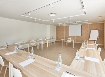 Alquile sala de juntas en Málaga 309 m², Avenida del Mar 7 - 3 | MatchOffice.es