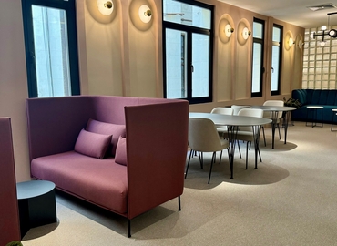 Elija sala de conferencias en Madrid Centro 40 m², Calle Gran Vía 6 - 5 | MatchOffice