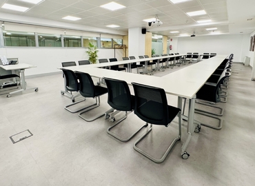 Parque empresarial en alquiler en Madrid Centro 4000 m², Plaza de Carlos Trías Bertrán 4 - 8 | MatchOffice.es