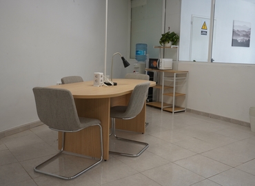 135 m² Coworking  in Valencia, Avinguda de les Balears 9 (46023) - 7 | MatchOffice.com