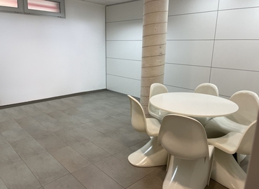 Office Carrer Metge Rafael Navarro 22 03660 Alicante