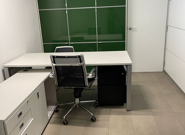 Despacho disponible para alquilar en Alicante 320 m², Carrer Metge Rafael Navarro 22 - 2 | MatchOffice