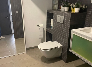 Office Carrer Metge Rafael Navarro 22 03660 Alicante