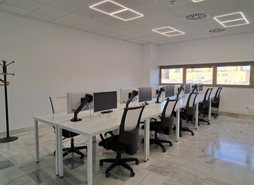 Business center disponible para alquilar en Sevilla 50 m², Avenida San Francisco Javier - 4 | MatchOffice.es