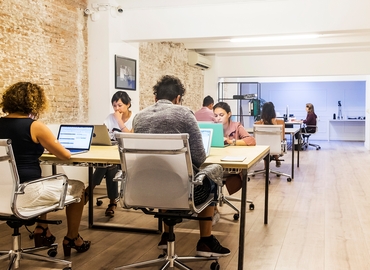 Alquile oficinas de coworking en Eixample 1100 m², Carrer de Mallorca 103 - 18 | MatchOffice