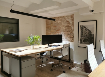 Despacho en alquiler en Eixample 30 m², Carrer de Mallorca 103 - 0 | MatchOffice.es