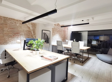 Oficina comercial disponible para alquilar en Eixample 30 m², Carrer de Mallorca 103 - 7 | MatchOffice.es