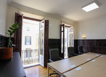 Despacho disponible para alquilar en Málaga 25 m², Plaza de la Constitución 16 - 6 | MatchOffice