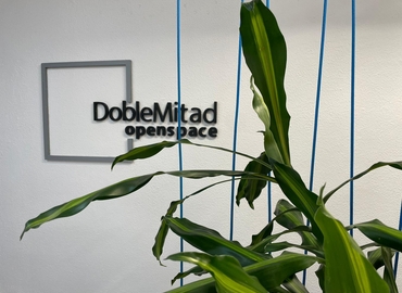 25 m² Business park in Malaga, Plaza Poeta Alfonso Canales 4 (29001) - 1 | MatchOffice.com