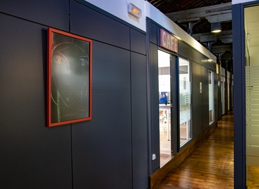 Coopere con nuestra direccion virtual en Cornellá del Llobregat, Carrer dels Alps 48 - 21 | MatchOffice.es