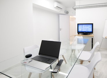 Office P.º de Almería 04001 Almeria