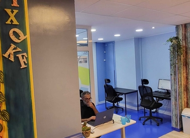 Alquile oficinas compartidas en Nou Barris 120 m², Carrer del Doctor Pi i Molist 65 - 2 | MatchOffice