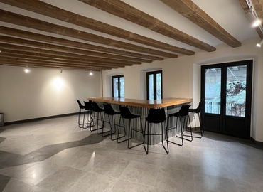 Meeting room Carrer de la Reina Cristina 10 08003 Ciutat Vella