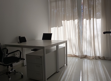 Parque empresarial en alquiler en Madrid Centro 30 m², Calle de Bailén 12 - 0 | MatchOffice