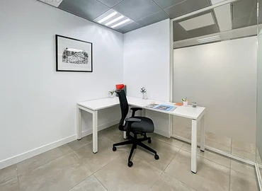 90 m² Business park in Zaragoza, Avenida de Juan Pablo II 35 (50009) - 2 | MatchOffice.com