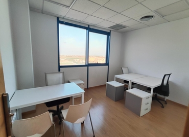 40 m² Business space in Seville, Calle Arquitectura 2 (41015) - 4 | MatchOffice.com