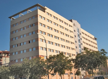 Alquile oficinas compartidas en Sevilla 60 m², Avenida de Emilio Lemos 2 - 4 | MatchOffice.es