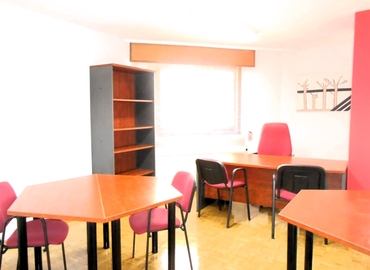Office Calle Alférez Provisional 2 24001 Leon