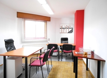 Office Calle Alférez Provisional 2 24001 Leon
