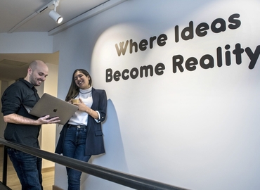 Explore oficinas compartidas en Eixample 10 m², Carrer de Floridablanca 68 - 4 | MatchOffice.es