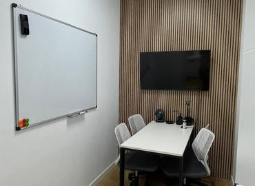 Despacho en alquiler en Sur Occidental 60 m², Calle Villanueva 16 - 4 | MatchOffice.es