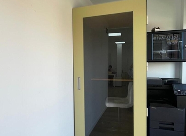 Oficina comercial disponible para alquilar en Sur Occidental 60 m², Calle Villanueva 16 - 6 | MatchOffice.es