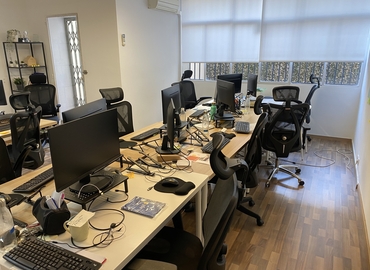 Oficina comercial disponible para alquilar en Eixample 100 m², Carrer de Provença 175 - 3 | MatchOffice.es