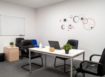 Alquile oficinas de coworking en Baix Llobregat 10 m², Carrer del Mestre Joan Corrales 107 - 0 | MatchOffice
