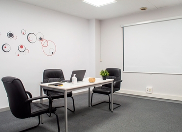 Alquile coworking en Baix Llobregat 10 m², Carrer del Mestre Joan Corrales 107 - 2 | MatchOffice.es
