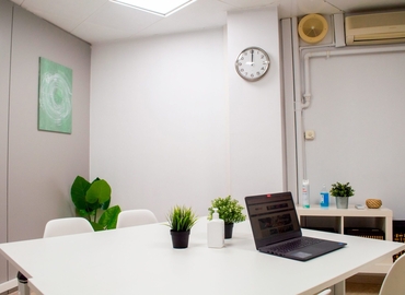 10 m² Shared office in Baix Llobregat, Carrer del Mestre Joan Corrales 107 (08950) - 3 | MatchOffice.com