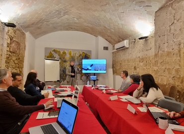 Alquile sala de conferencias en Alto Penedés , 3 - 3 | MatchOffice.es