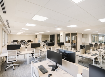 Parque empresarial en alquiler en Eixample 180 m², Gran Via de les Corts Catalanes 630 - 4 | MatchOffice.es