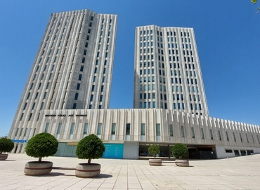 Office Plaza de las Naciones 10 41927 Seville