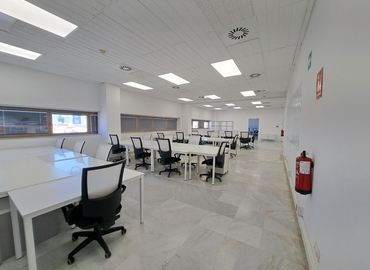 50 m² Shared office  in Seville, Avenida San Francisco Javier (41005) - 9 | MatchOffice.com