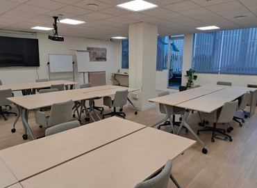 Observe oficinas compartidas en Madrid Centro 90 m², Calle Lagasca 95 - 3 | MatchOffice