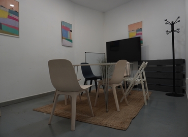 Reserve sala de juntas en Málaga , Carril de la Cordobesa - 3 | MatchOffice.es