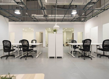 Elija sala de reuniones en Málaga , Carril de la Cordobesa - 3 | MatchOffice.es